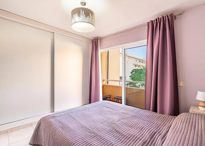 Playa Del Duque - 10 Min Walk To فيلة *