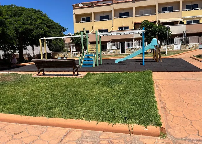 Playa Del Duque - 10 Min Walk To فيلة